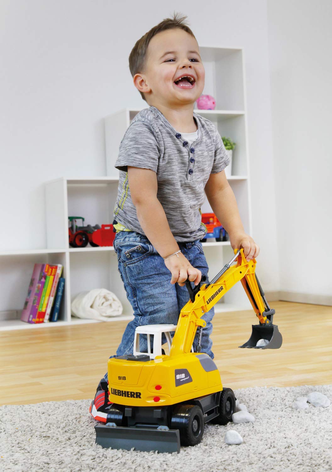 Liebherr A918 Litronic Excavator for Boys and Girls By Lena KsmToys