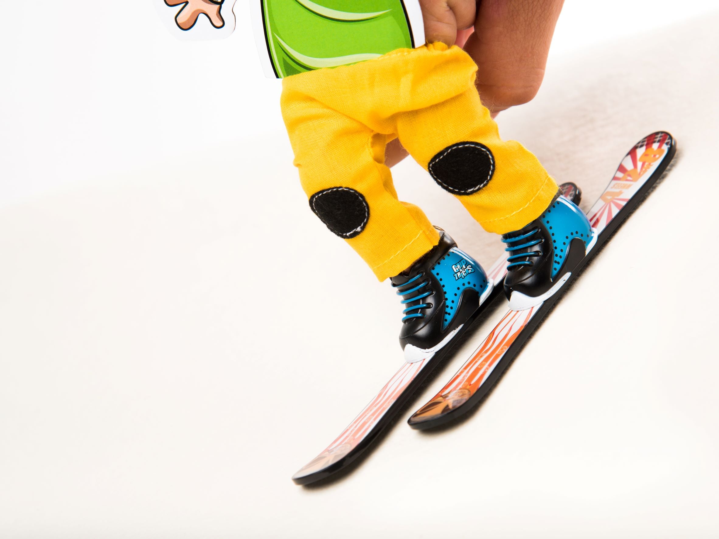 Grip&Tricks - Finger Winter Pack 4 - Finger Snowboard Ski Freestyle - Mini Snowboard and Ski Frestyle